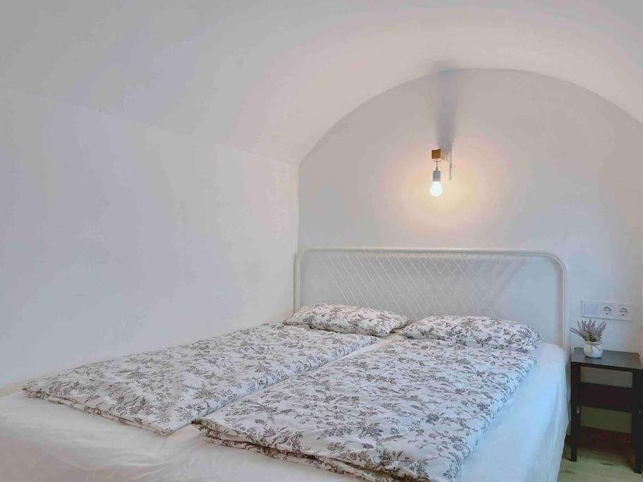 C Downtown Cozy Family Loft Apartment Budapest Exterior photo
