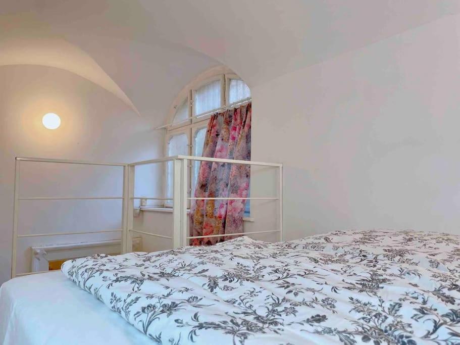 C Downtown Cozy Family Loft Apartment Budapest Exterior photo